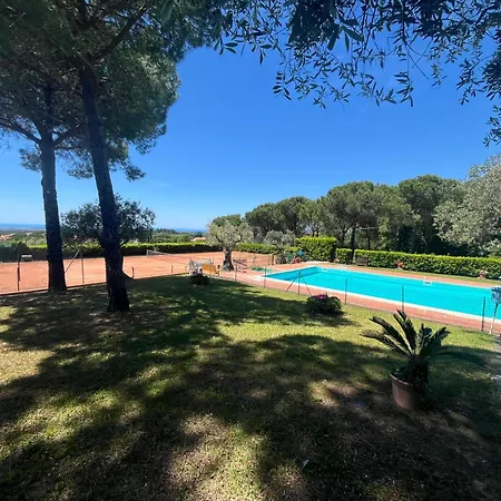 La Attico Panoramico Aparthotel Montescudaio