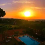La Attico Panoramico Aparthotel Montescudaio